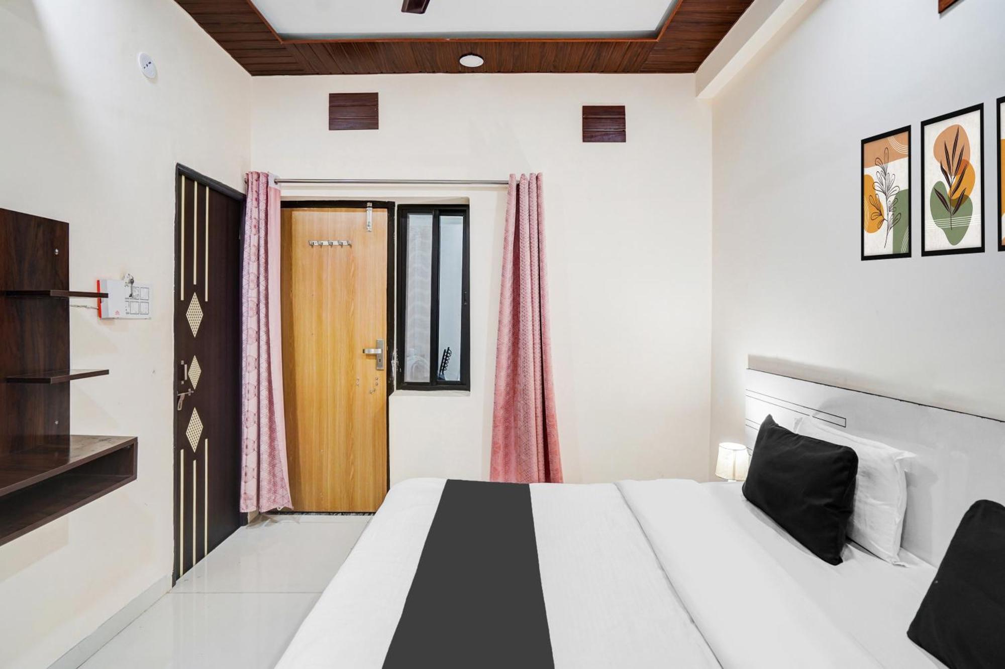 Super Hotel O Brilliant Convention Centre Formerly Madhur Shree 인도르 외부 사진